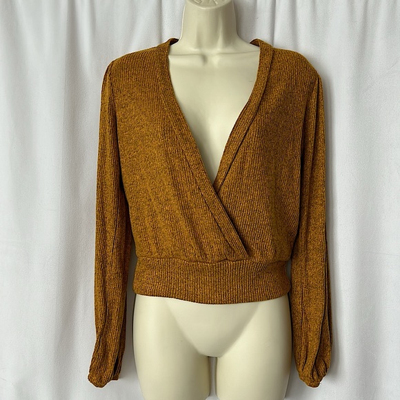 Anthropologie Sweaters - Anthropologie Amadi NWT Gold Long Sleeve Plunging Neck Sweater Shirt Top *Sz S*